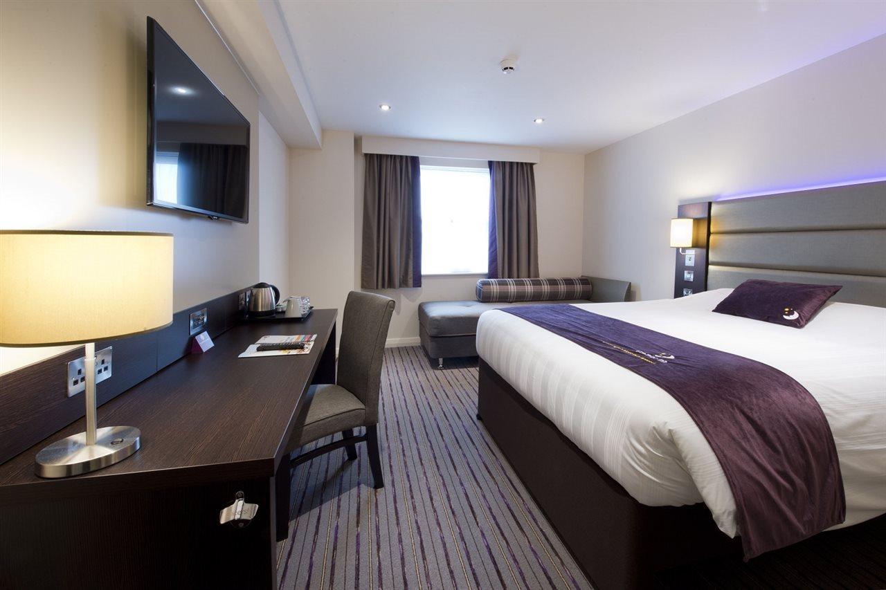 Premier Inn Premier Inn 比迪福德 外观 照片